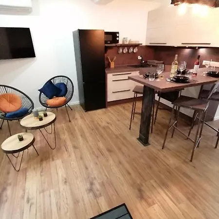 Apartmani Kiko Porec Exterior photo