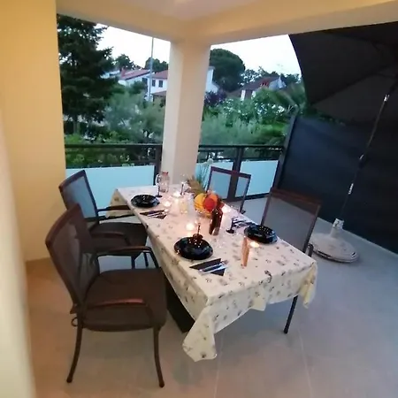 Apartmani Kiko Porec Exterior photo