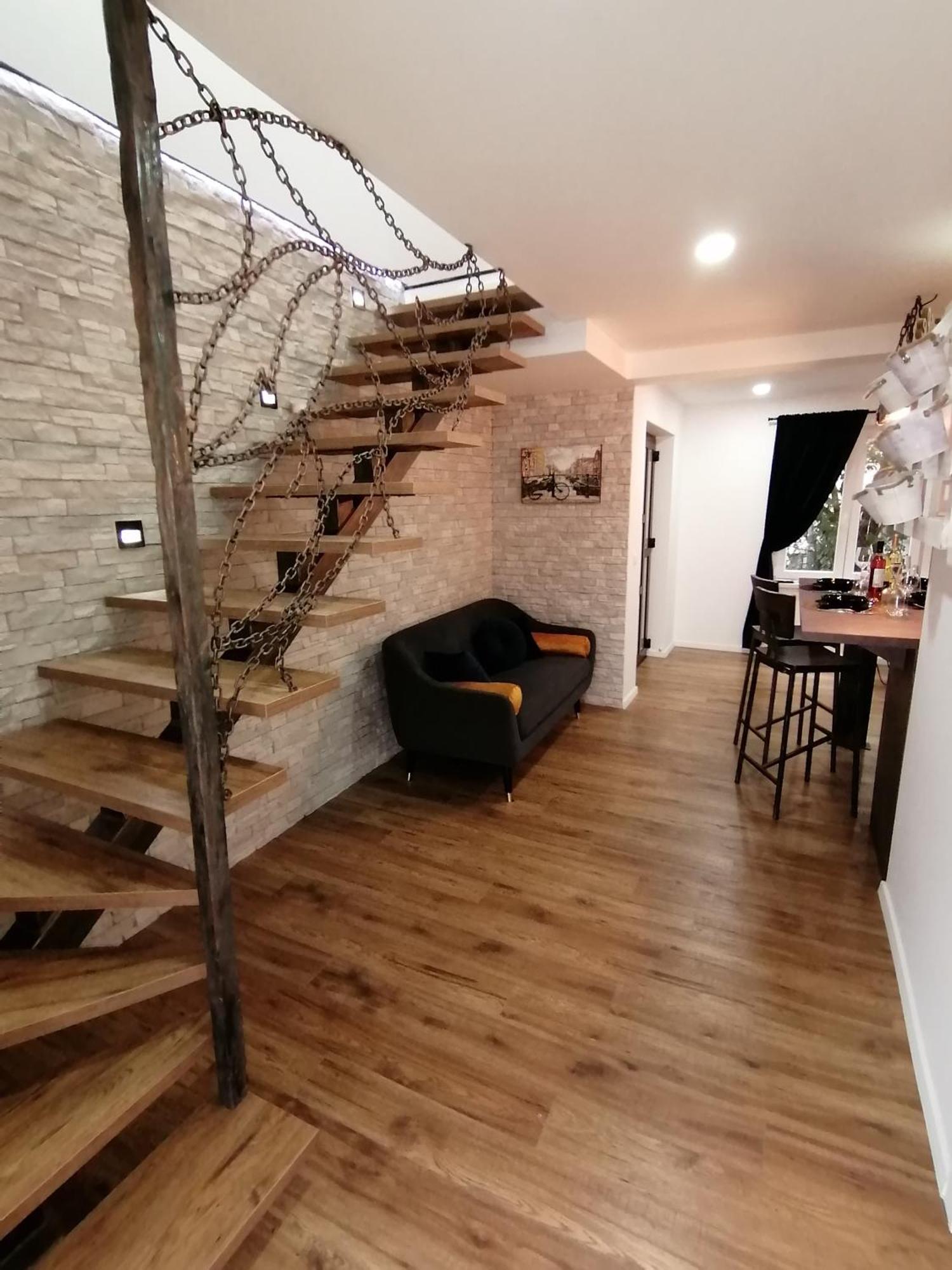Kiko Apartment *